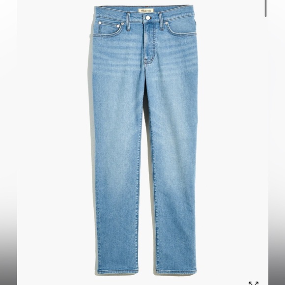 Madewell High-Rise The Perfect Vintage Straight Leg Jean - Alderton Wash - Picture 3 of 16